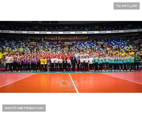 上海光明优倍女排引入强援新赛季实力大增被视为冠军有力争夺者