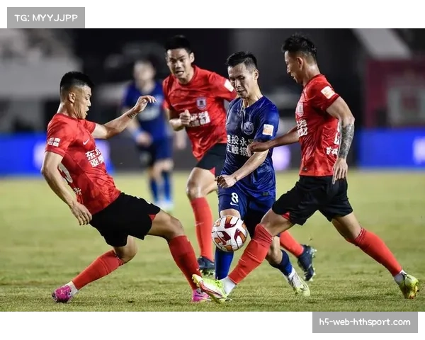 【2026年4月中超联赛·赛中·消息半场战报：长春亚泰1-0领先沧州雄狮，利用角球战术由中后卫头球破门